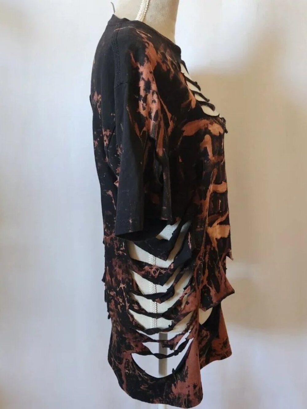 Next Level Apparel Women's Size Medium Be Comfortable In The Skin You're In Tee - Picture 8 of 13